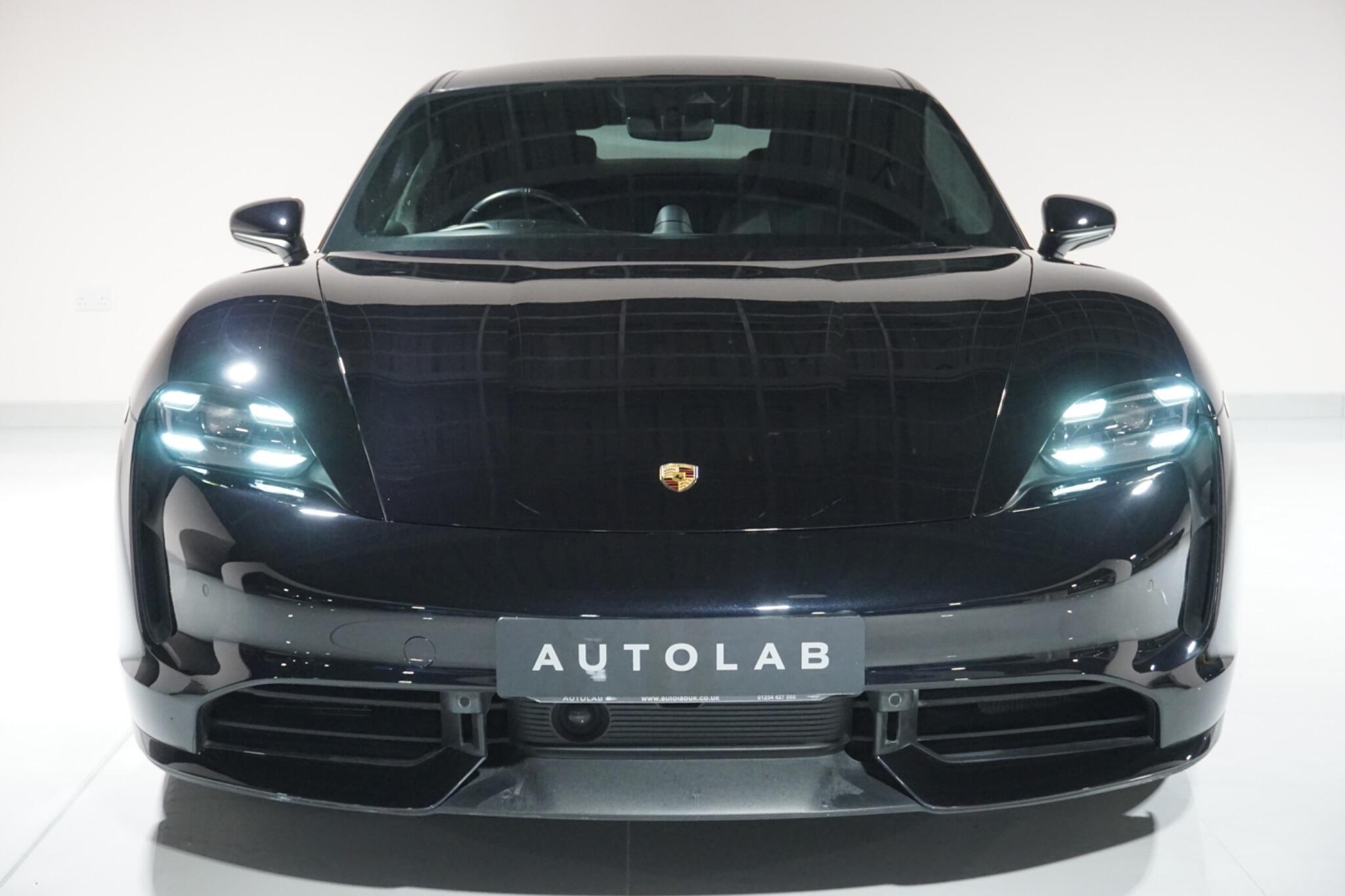 Porsche Taycan Performance Plus 93.4kWh Turbo Saloon 4dr Electric Auto 4WD (680 ps)